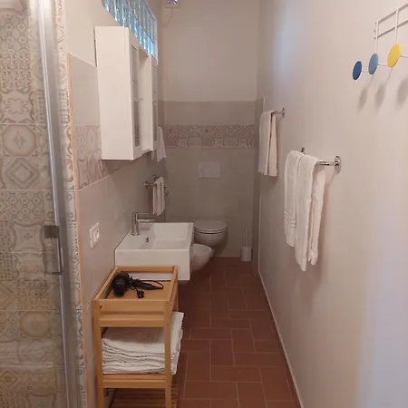 Casale Il Pescinone شقة بيومبينوا